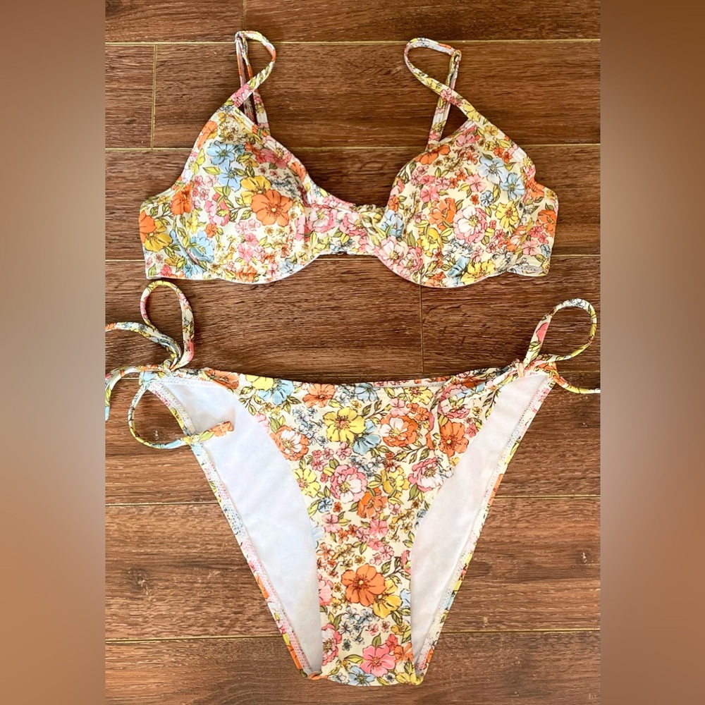 🆕 ROMWE flowers bikini
